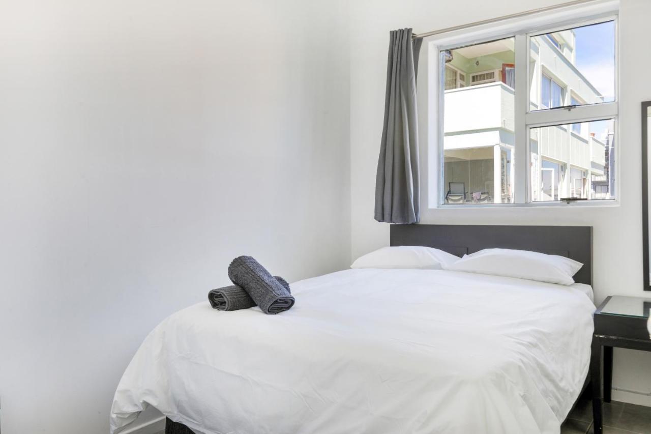 Inn & Out Express Sea Point Cape Town Bagian luar foto